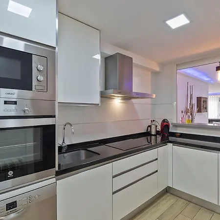 Luxury Apartment City Centre-3