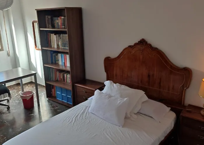 Habitación Amplia con Vistas